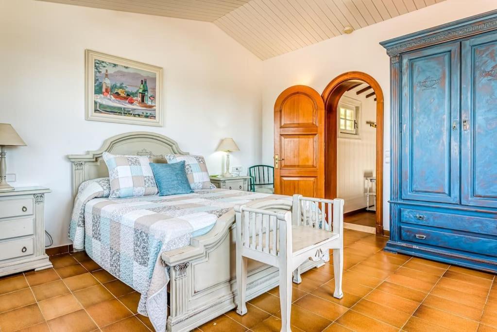 La Calma Espectacular Villa Con Jardin Y Piscina En Menorca 奥尔加 外观 照片