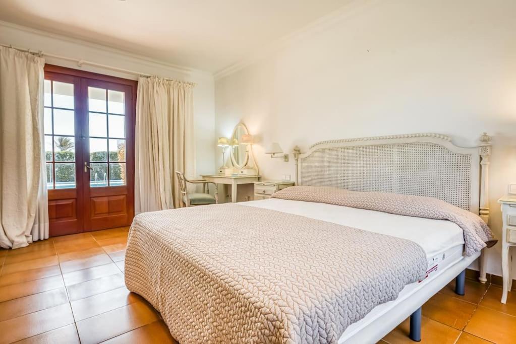 La Calma Espectacular Villa Con Jardin Y Piscina En Menorca 奥尔加 外观 照片
