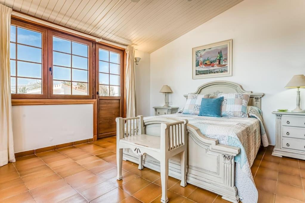 La Calma Espectacular Villa Con Jardin Y Piscina En Menorca 奥尔加 外观 照片