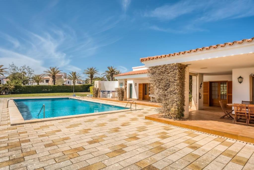 La Calma Espectacular Villa Con Jardin Y Piscina En Menorca 奥尔加 外观 照片